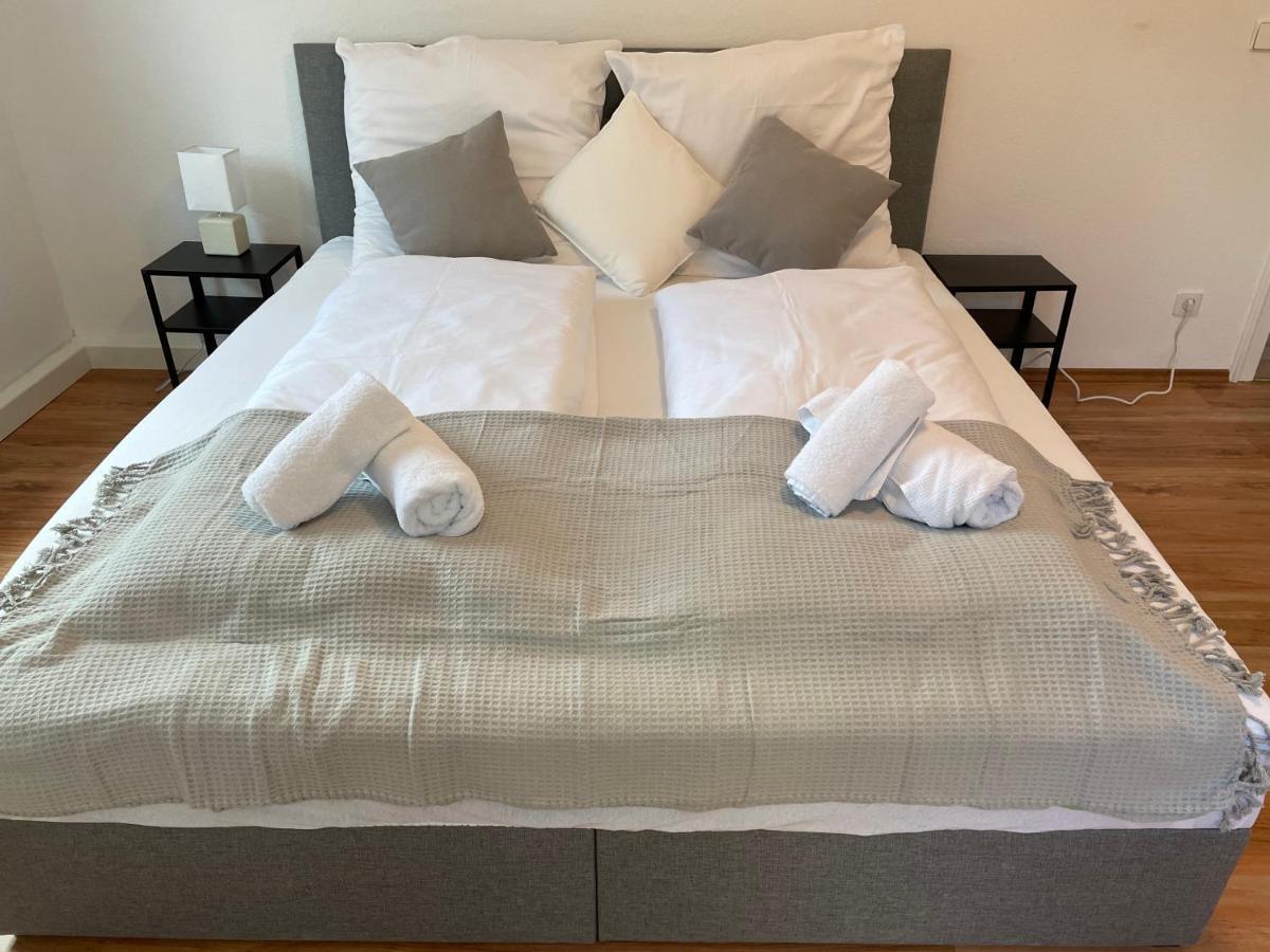 Black Forest Apartment บาเดน-บาเดน ภายนอก รูปภาพ